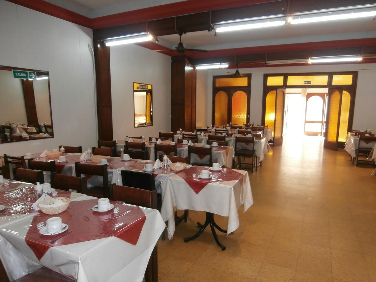 Hotel El Circulo Mar del Plata Luaran gambar